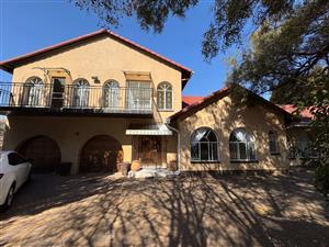 House For Sale in Brackenhurst