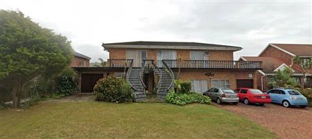 6 Bedroom Home For Sale in Hersham, Mossel Bay