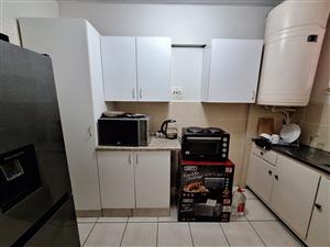 Bachelor Flat with balcony