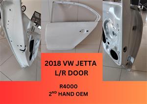 2018 VW JETTA. L/R DOOR 