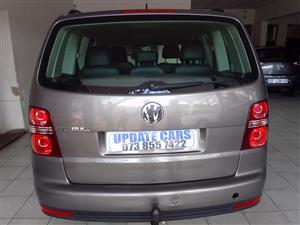 2009 VW TOURRN 1.6 MANUAL PETROL  LEATHER INTERIOR GREY COLOR 