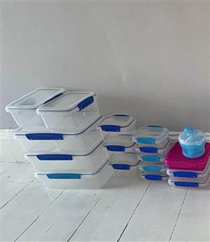 Sistema Tupperwares . Different sizes and different prices . Collection in Seapoint
