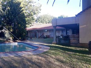 Spacious family house in Sasolburg stadium area.