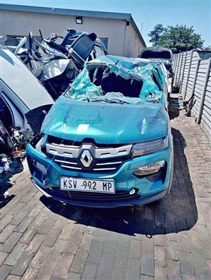 Renault Kwid stripping for spares