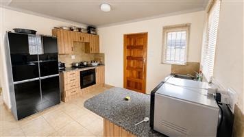 House For Sale in Albertsdal