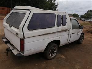 Stripping Nissan 1 Tonner single cab for spares