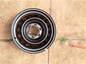 17inch Toyota Hilux /Fortuner original steel rim(standard) to use for spare
