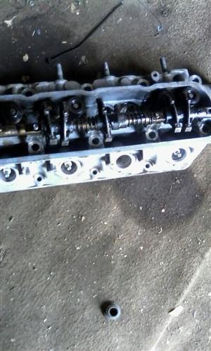 Toyota 4Y ENGINE spares