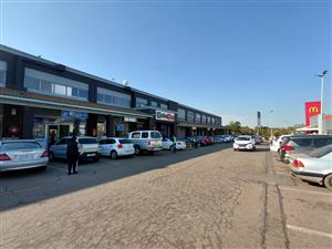 Retail Rental Yearly in Die Wilgers