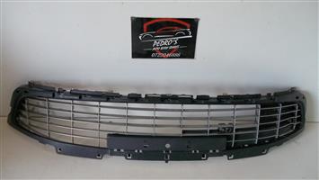 Renault Laguna 3 Coupe front bumper grille
