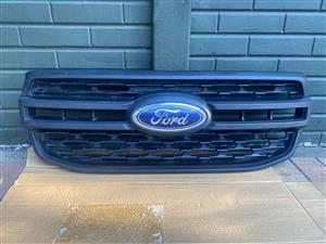 2024 FORD RANGER T9 RADIATOR GRILLE FOR SALE. IN PRISTINE CONDITION