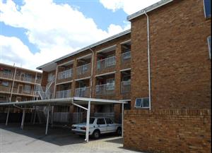 Apartment For Sale in Alberton