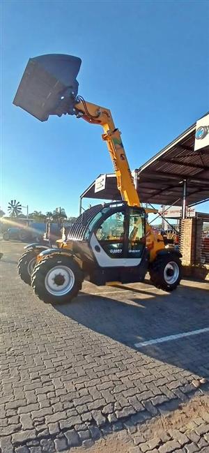 New Giant telehandlers available