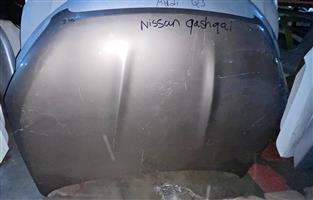 Nissan Qashqai bonnet