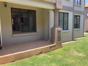 2 Bedroom apartment for sale in Helderview, Helderwyk