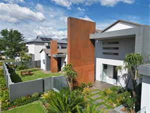 6 Bedroom Exclusive Living in Newmark Estate