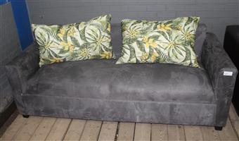 GREY 2 SEATER COUCH WITH 2 PILLOWS S065553B