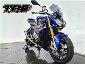 2019 BMW S1000R