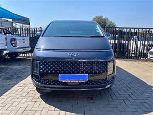 2022 Hyundai staria 2.2d