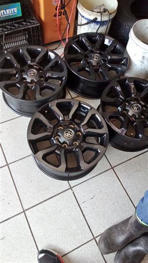 18inch Toyota Legend 50 RS original mags set 