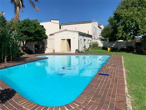 Newly renovated Townhouse for Rent - Corlett Gardens