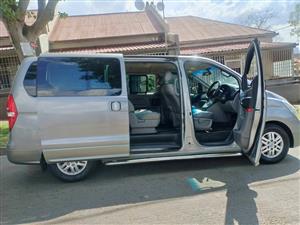 2017 Hyundai H1 bus 2.5 diesel automatic transmission 9 seater with reverse sensors