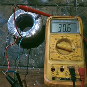 240v tapped Autotransformer  30v/240v-3 wire 300va tested, Centurion.  offers welcome.