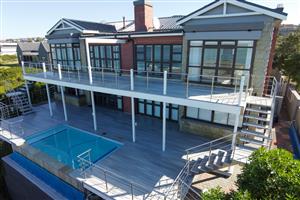 Luxury 8-Bedroom Seaside Retreat with Panoramic Sea Views | ±50m from Reebok Beach