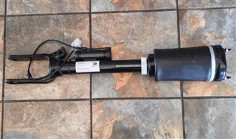 MERCEDES-BENZ ML W164 AIR SHOCKS – NEW  