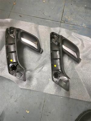 VW POLO MK5 (6R) 2012 DRIVER SIDE FRONT INTERIOR DOOR HANDLE 