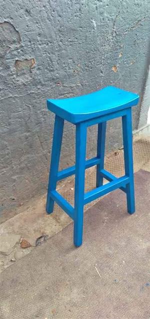 Sadle Bar Stools