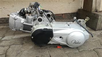 Vuka 125cc motor and clutch
