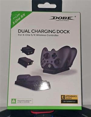 Xbox One Dual Charge Dock with 2 x Battery Packs Brand New