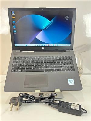 CoreTM i3 6th Gen Hewlett Packard Laptop