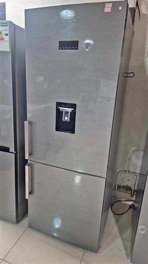 Defy 700mm Fridge freezer