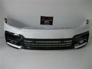 VW Tiguan front bumper & grilles
