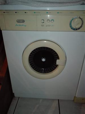 Defy Tumble Dryer for Sale – R850