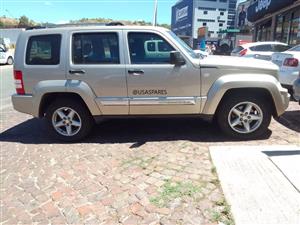 STRIPPING FOR PARTS - JEEP CHEROKEE 3.7 KK  