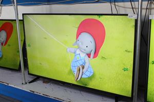 JVC 50INCH SMART LED TV W/LEGS AND REMOTE S066975A