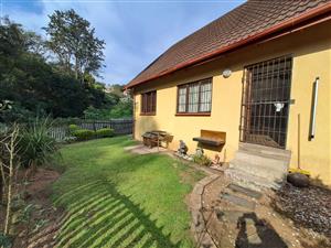 Townhouse For Sale in Queensburgh