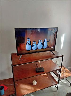 32" TV