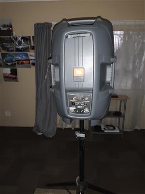 Active speakers and mixer