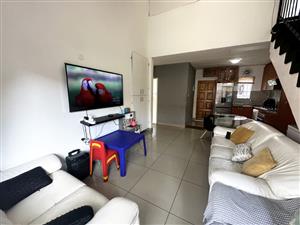 Lovely 3 Bedroom Duplex in a Secure Estate!