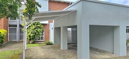 Townhouse For Sale in Nelspruit Ext 37
