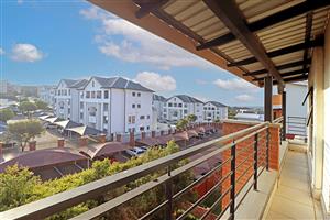 Gorgeous 1 Bedroom Apartment in a Sought-After Secure Complex