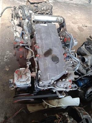 ISUZU 4HK1 ENGINES LOW MILEAGE FOR SALE