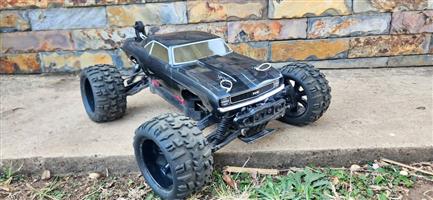 Thunder Tiger MT4 1/8scale 4wd RC Truggy