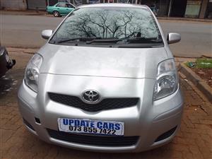 2010 Toyota Yaris T1 MANUAL Silver color PETROL  137000KM 