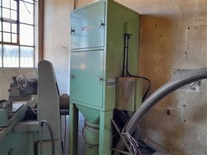 DCE industrial dust extractor