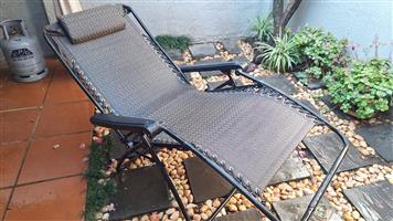 FOLDING DECK CHAIR